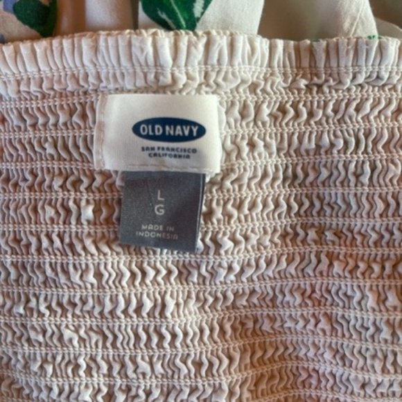 Women's White Dress with colorful Flowers Old Navy - Picture 4 of 4